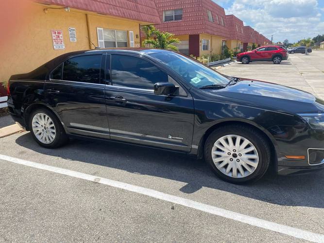 2010 Ford Fusion Black